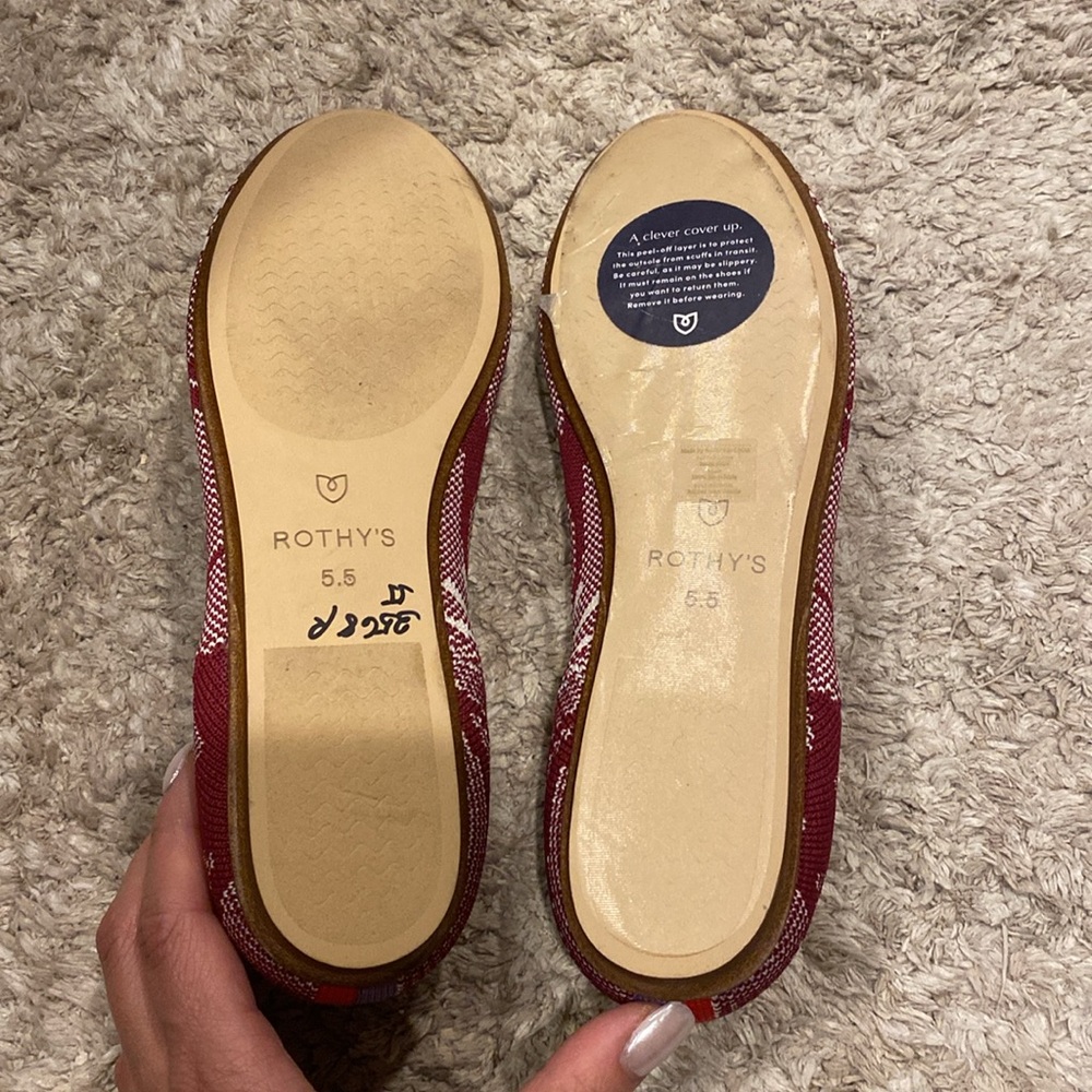 Rothy's Botanical Burgundy Bow The Flat Round Toe - Picture 7 of 9